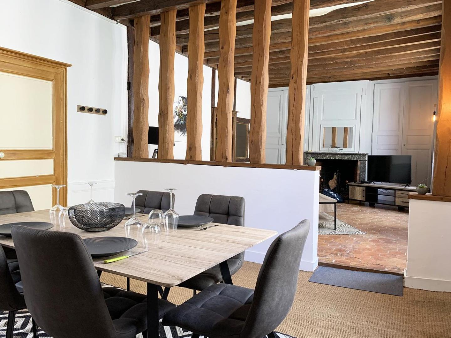 Le Clocher- Appartement Dans Le Coeur De Ville Chartres Buitenkant foto